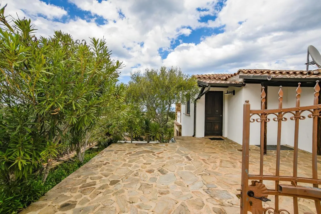 Appartamento Gelsomino, Con A/C Porto San Paolo  0*, Porto San Paolo (Sardinia)